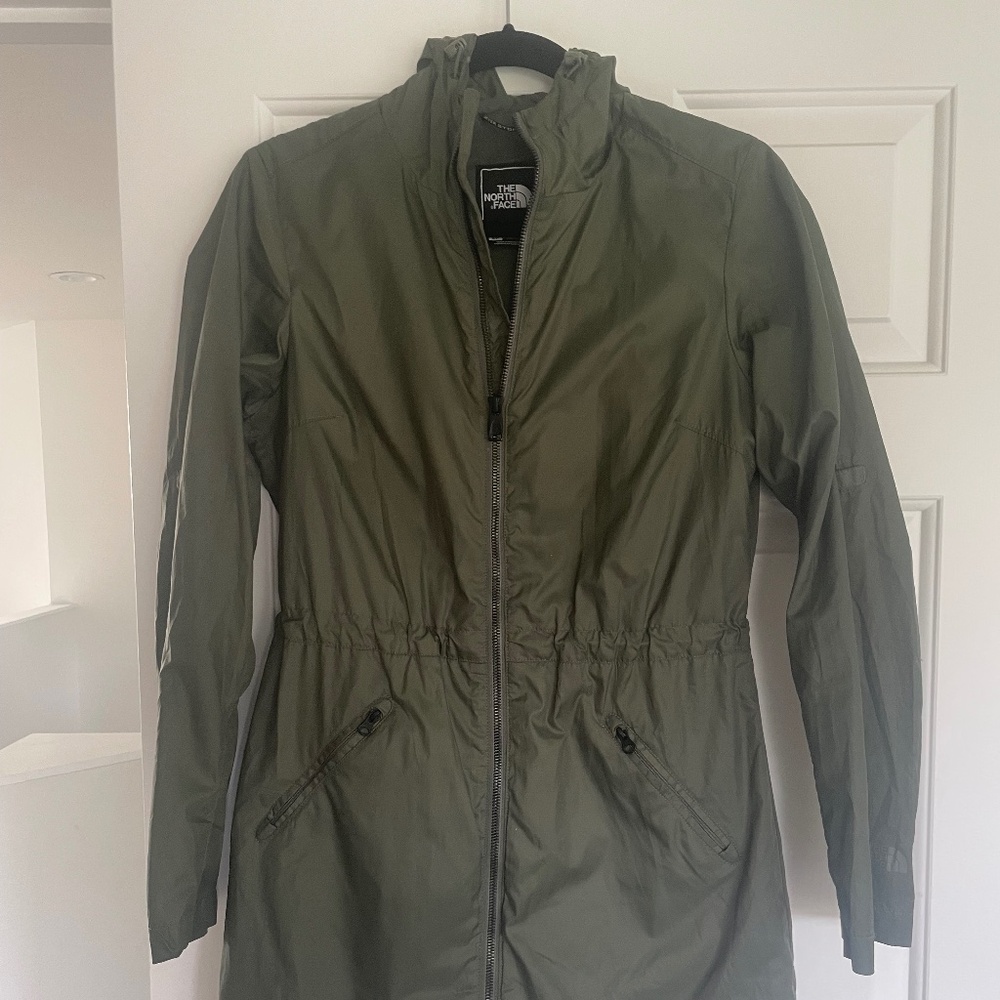 Northface Windbreaker Parka Olive